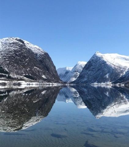 Kjøsnes Ferienhaus Skei (Sogn og Fjordane)